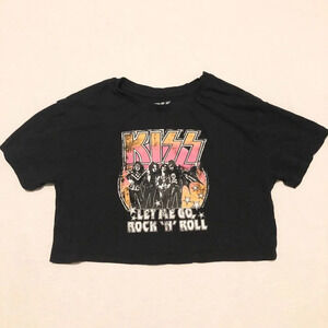 Kiss Band Tee Crop Top Womens Size Small Let me Go  Rock N Roll